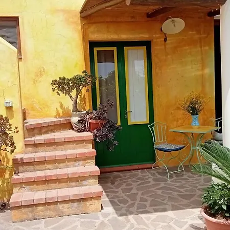 Agriturismo Casa Gialla *