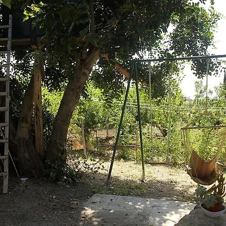 Gospodarstwo agroturystyczne Agriturismo Casa Gialla *