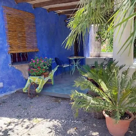 Gospodarstwo agroturystyczne Agriturismo Casa Gialla *