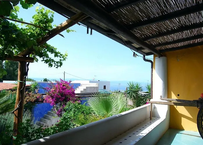 Casa Gialla Farma Lipari (Isola Lipari)