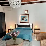 Farm stay Casa Gialla *