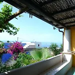 Casa Gialla ファームステイ リーパリ