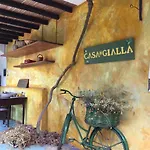 Farm stay Casa Gialla *