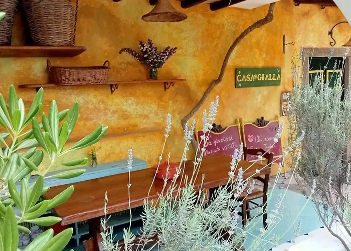 Casa Gialla Alloggio per agriturismo Città di Lipari