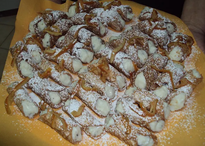 Alloggio per agriturismo Casa Gialla Città di Lipari